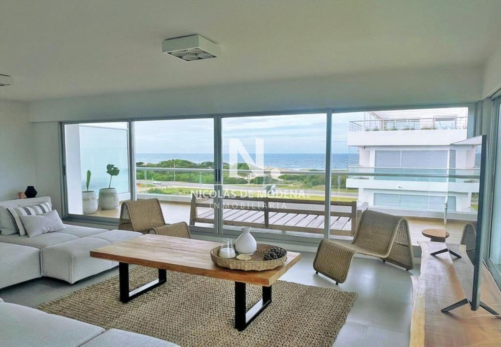 Apartamento en Venta de 3 dormitorio en Playa ,