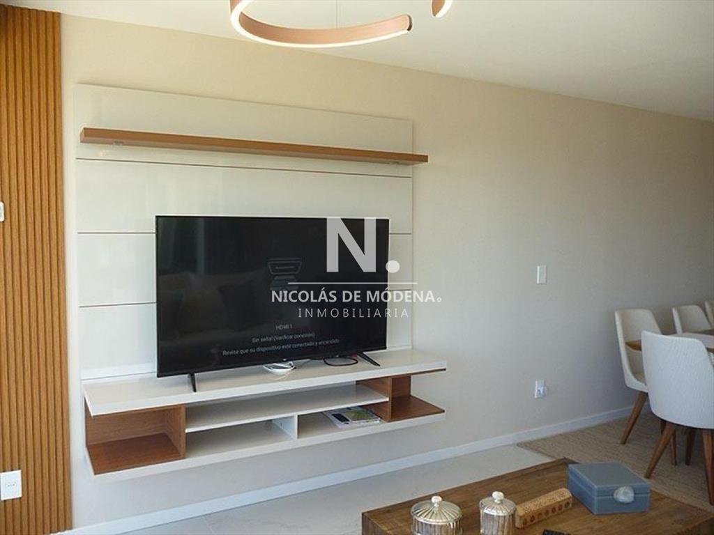 Vende Apartamento de 3 dormitorios en Mansa Punta