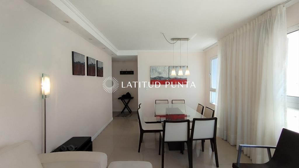 Apartamento 3 dormitorios. Península