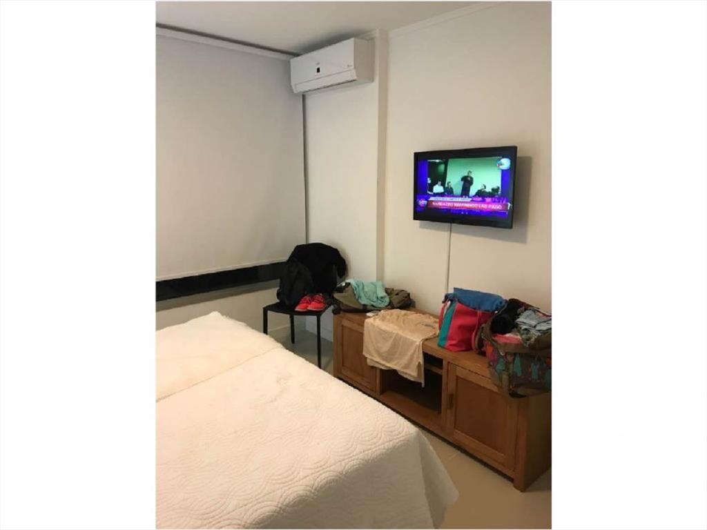 Apartamento en Brava, 3 dormitorios *