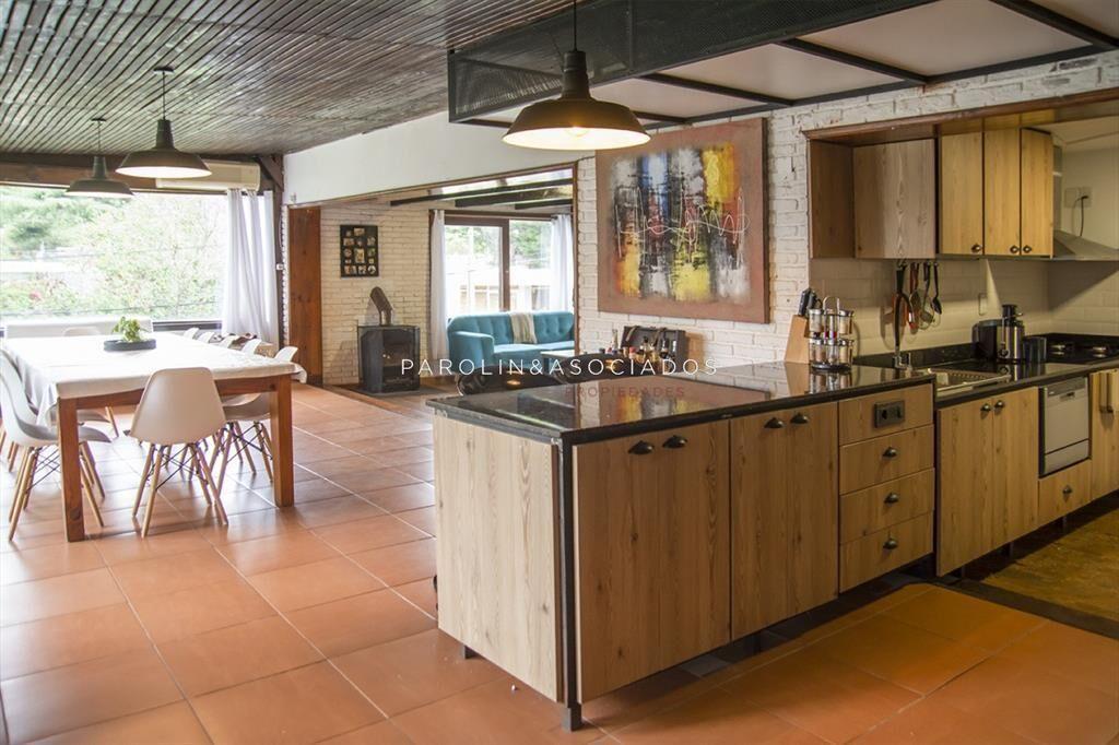 Casa en Venta de 5 dormitorios en San Rafael ,