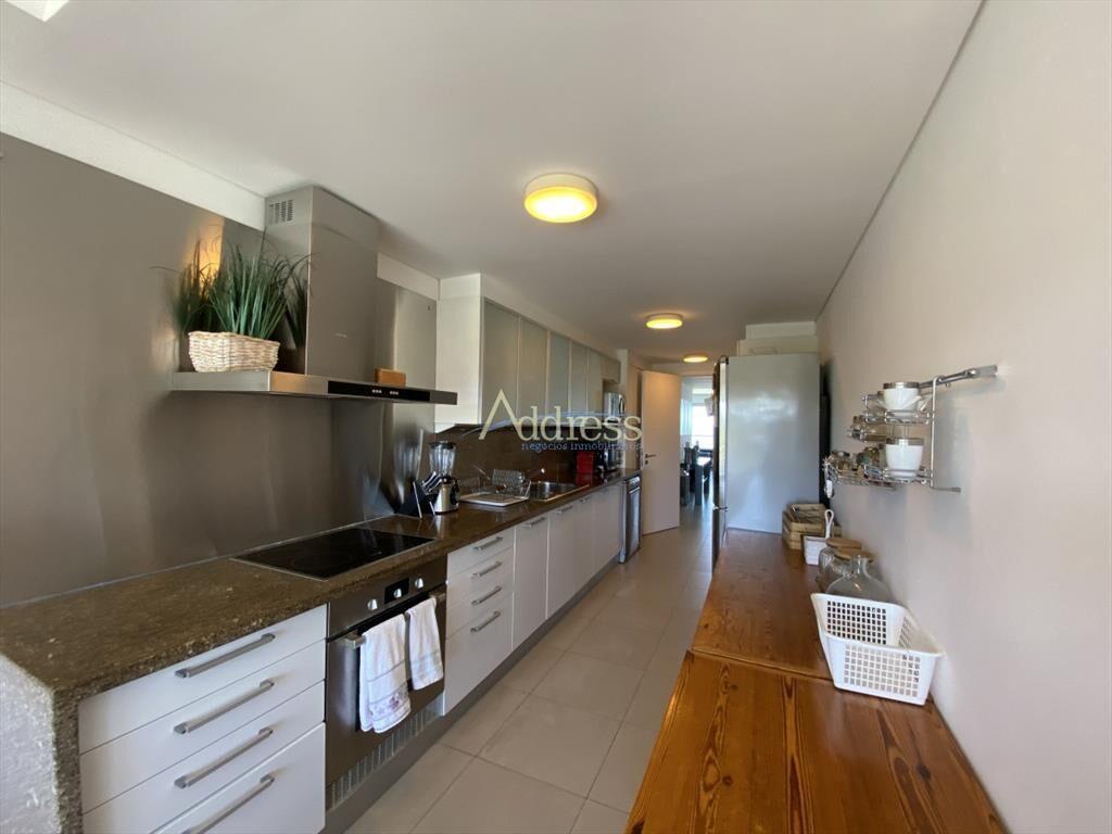 ¡Espectacular apartamento en primera linea frente a la bra