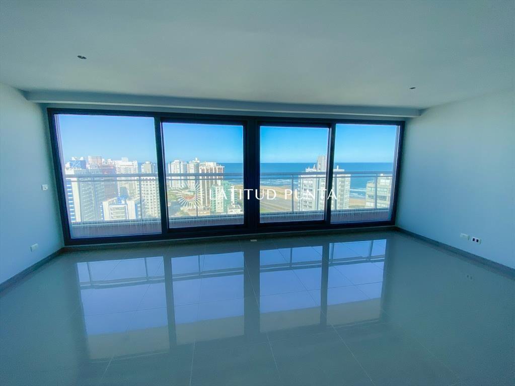 Piso alto en Brava, 2 dormitorios