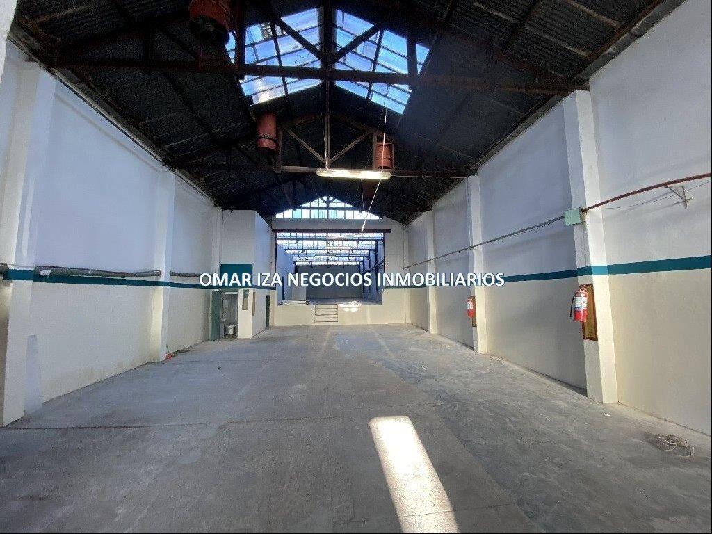 VENTA LOCAL COMERCIAL EN LA BLANQUEADA, 471M2, GALPON, DEPO