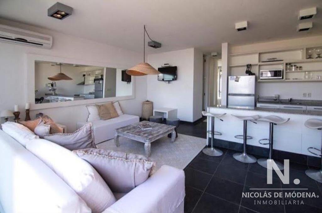 Departamento de 2 dormitorios en Manantiales en venta
