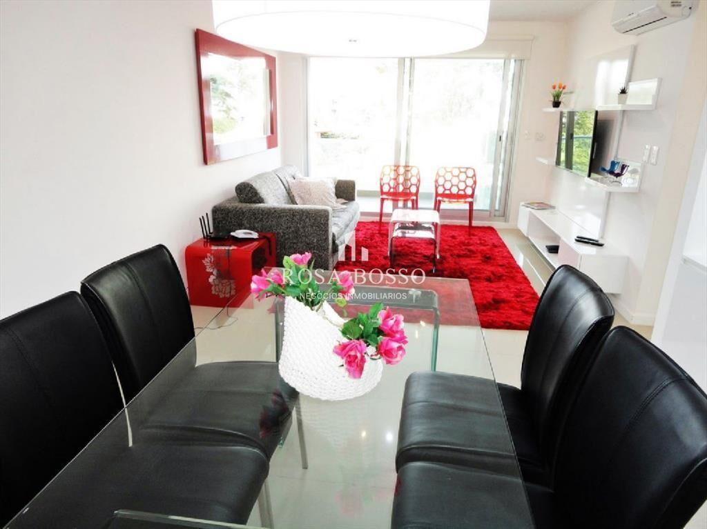 Apartamento en Brava, 1 dormitorios *