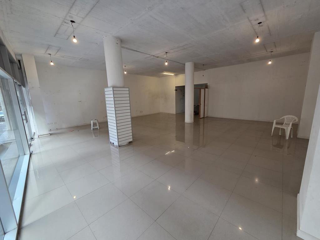 25 de mayo y Bartolome Mitre, 100 m2, 8 mts de frente, exce