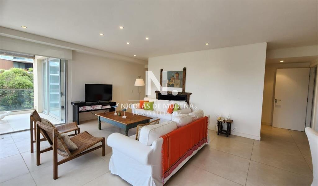 Amplio apartamento en Laguna Blanca - La Barra