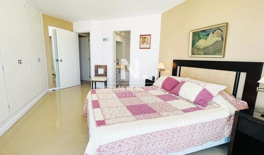 Departamento en venta de 3 dormitorios, Punta Del