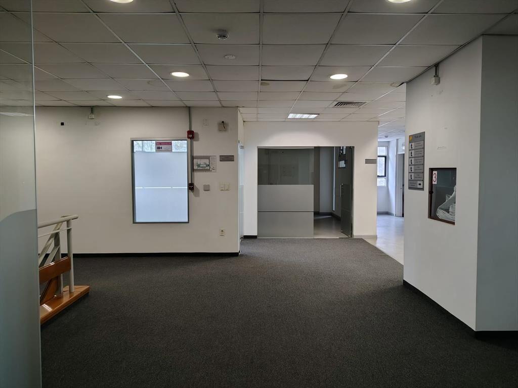 ALQUILER AGUADA OFICINAS DEPOSITO GARAGE 2130M2