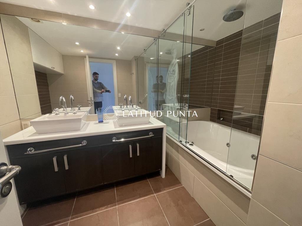Apartamento en Imperiale, 3 suites más