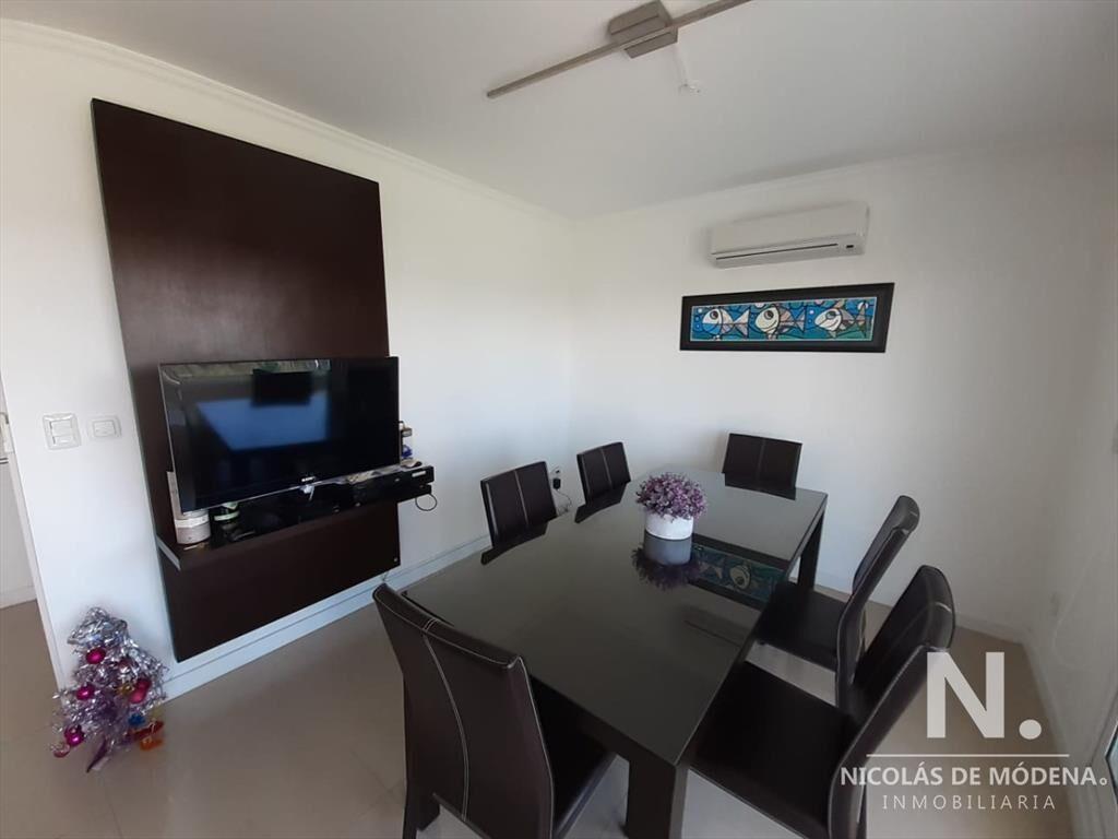 Mansa, ideal para vivir todo el año. Departamento de 3 dor