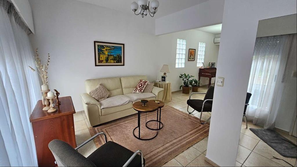 CASAS EN PRADO – IDEAL INVERSIÓN O RENTA DOBLE  Excelente u