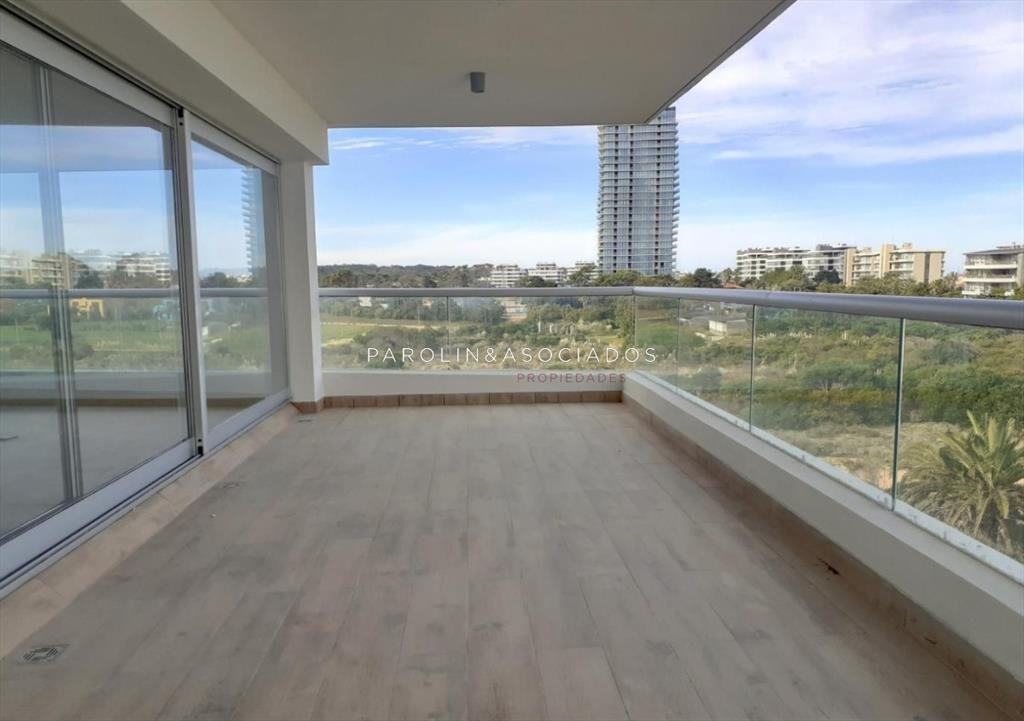 Apartamento en venta, edificio Silente-Punta del