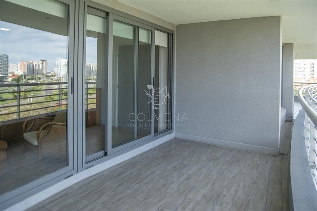 Alexander Boulevard.Departamento de 2 en venta