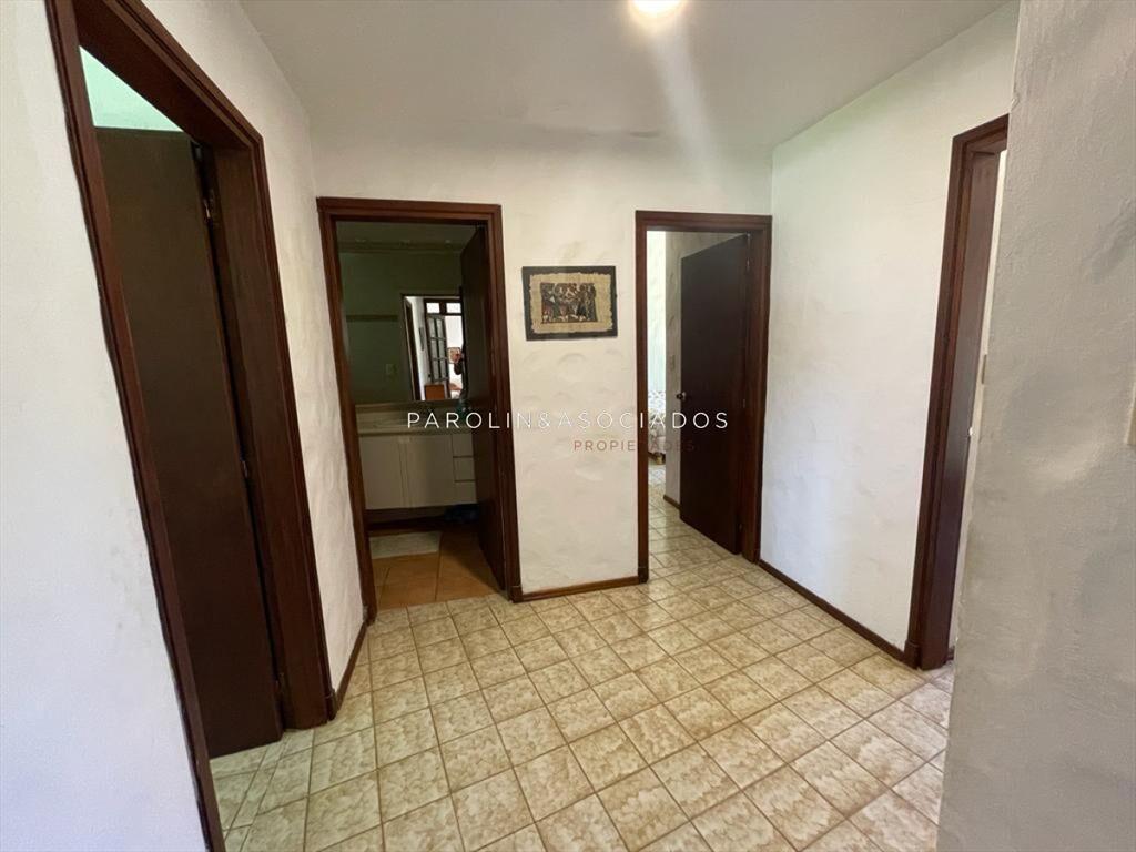 Hermosa casa de 4 dormitorios en Mansa, Punta