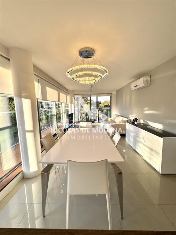 En venta apartamento de 2 dormitorios, balcon con