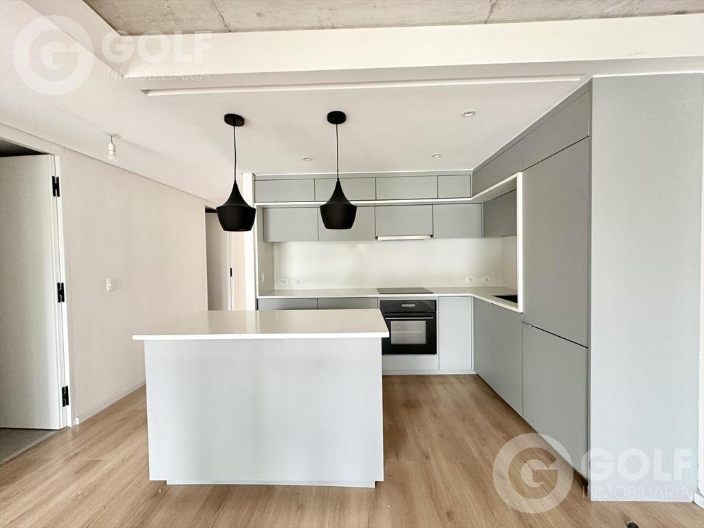 Venta apartamento 3 dormitorios con patio - con renta en Ba