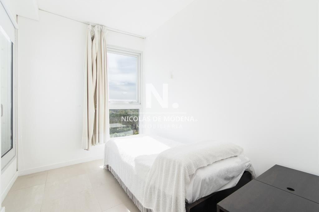 Apartamento en torre Le Parc en alquiler temporario, Playa
