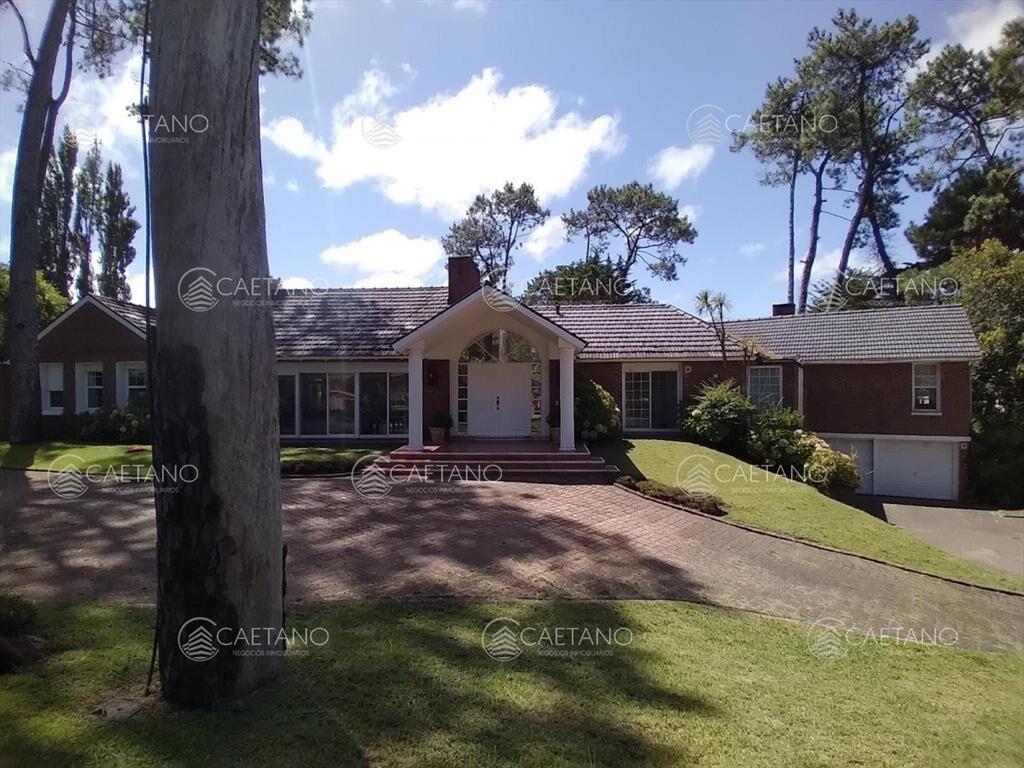Venta casa 5 dormitorios 4 baÃ±os