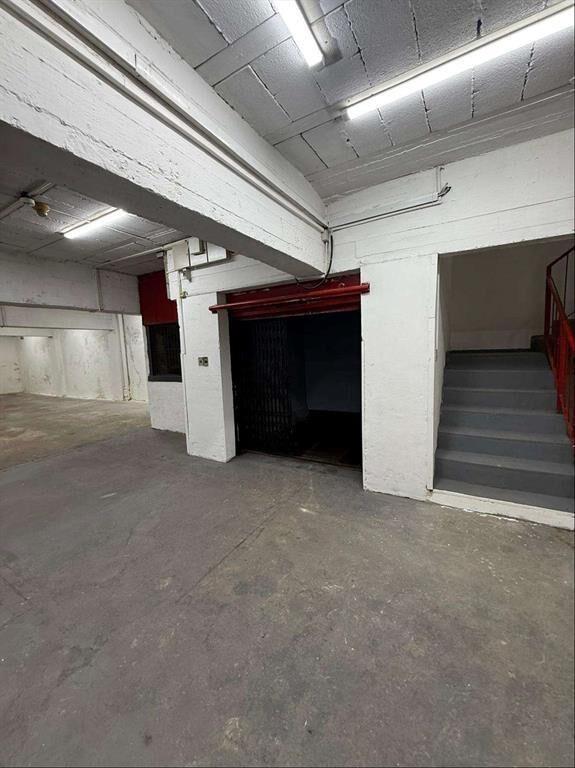 ALQUILER Local comercial de 2000m2 en Goes
