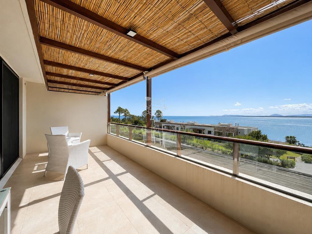 Apartamento de 2 Dormitorios con Vista al Mar y Parrillero