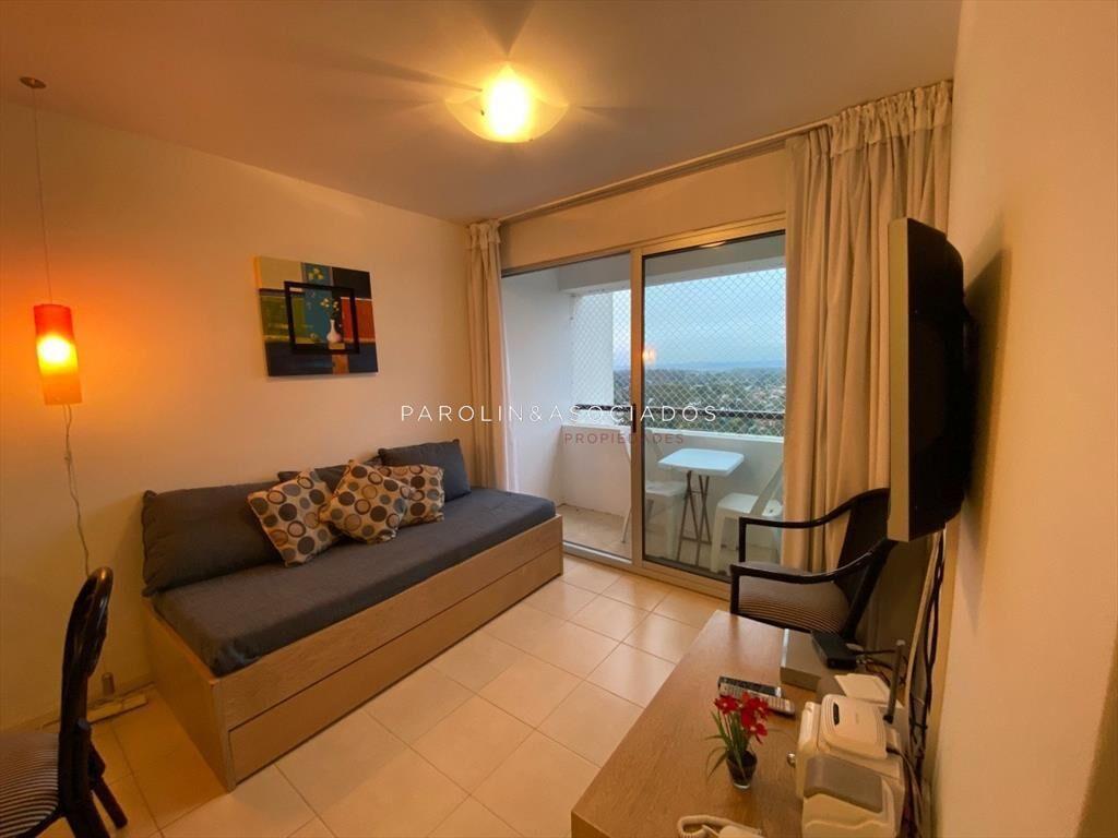 DEPARTAMENTO EN VENTA 1 DORMITORIO EN JARDINES DEL COUNTRY,