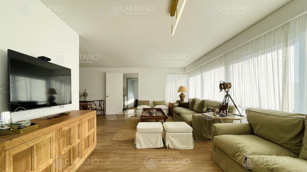Venta apartamento 3 dormitorios Playa Brava - del