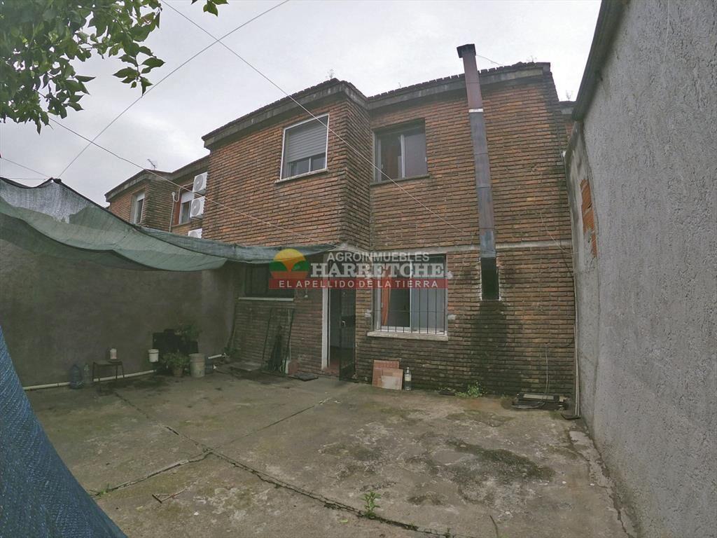 Casa en dos niveles venta Progreso, 3 parrillero,