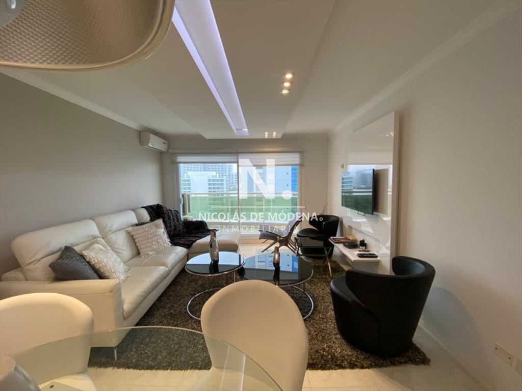 Apartamento en Venta de 3 dormitorios en Playa Mansa , Punt