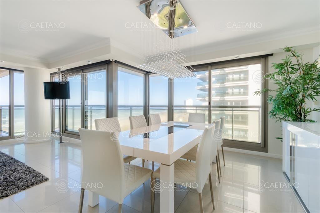 Venta apartamento 4 dormitorios. Playa brava, del