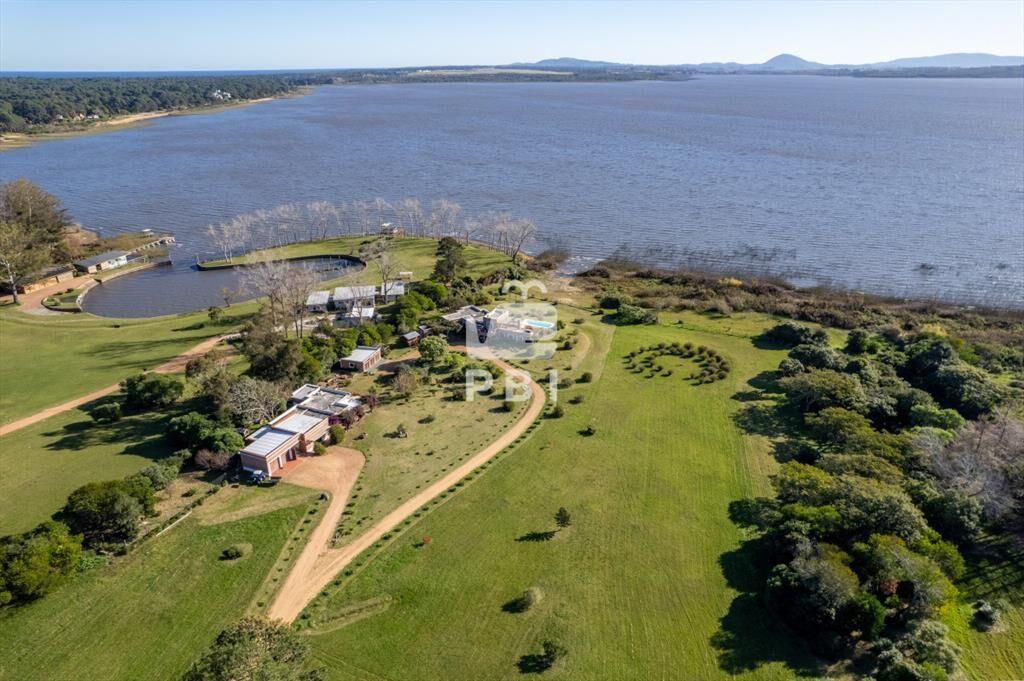 Terreno en venta en Barrio Privado en Laguna del