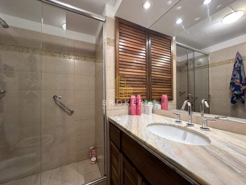 Alquiler anual de apartamento de 3 dormitorios