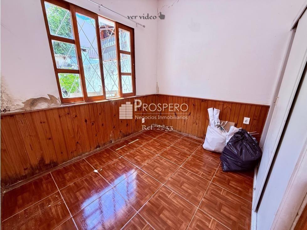 2233/4 Venta terreno con construccion 2dorm Pocitos Nuevo