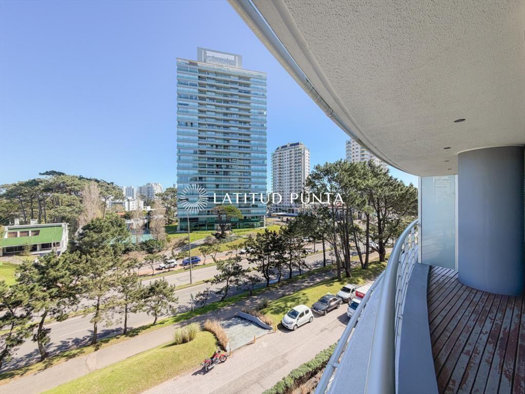 Apartamento en Roosevelt, 3 dormitorios