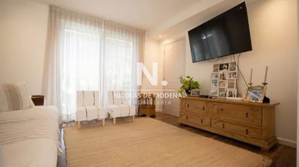 En venta casa de 4 dormitorios en Punta del Este,