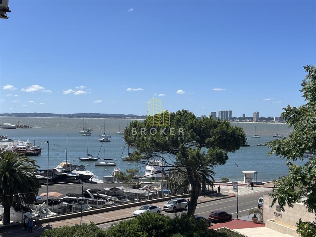 Venta Apartamento de 3 dormitorios en Peninsula