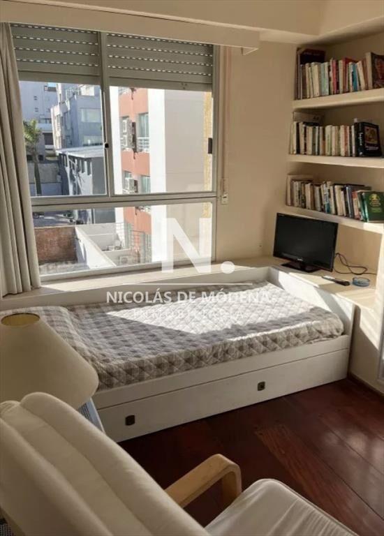 Vende apartamento de 2 dormitorios, con excelente