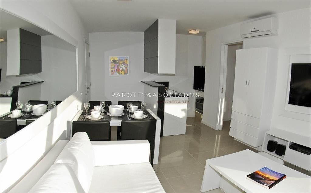 VENTA DE APARTAMENTO DE 1 DORMITORIO , PUNTA DEL