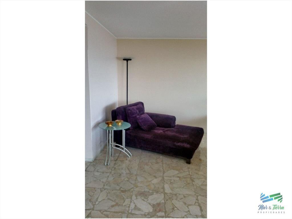 Apartamento en venta y alquiler, primera línea