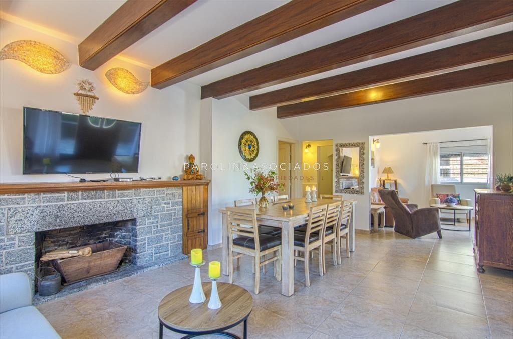 Casa de 6 dormitorios en PenÃnsula-Punta del