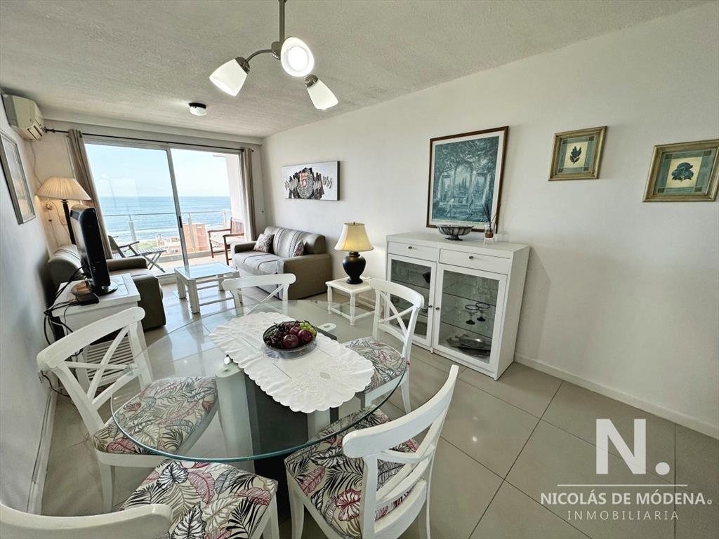 Apartamento con vista a Playa Brava y Playa Mansa, 2 dormit