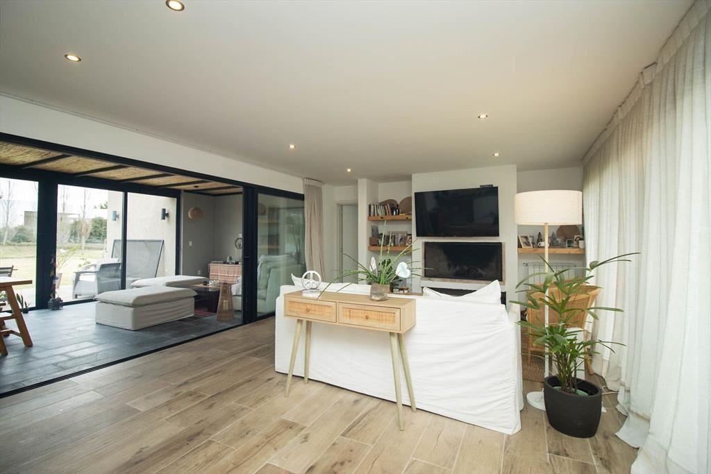 Venta Casa 3 dormitorios en Colinas de Carrasco