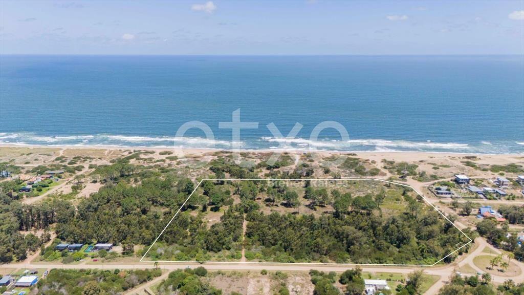Terreno en Venta Primera Línea Ocean Park...