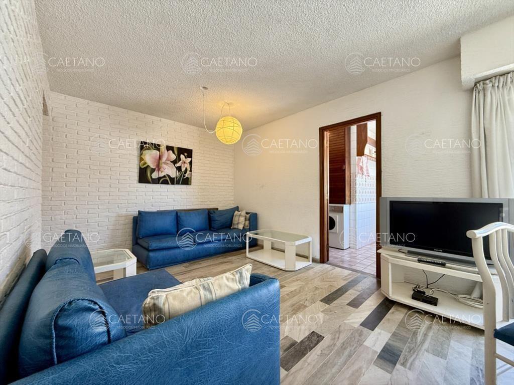Apartamento en venta de 3 dormitorios en Punta