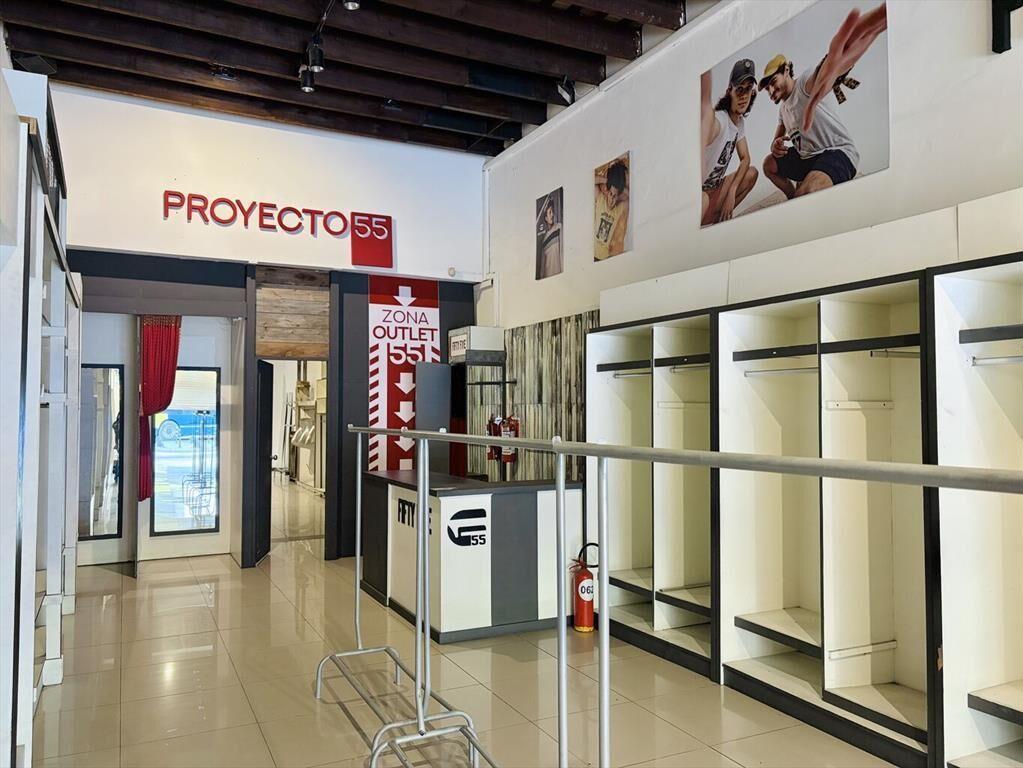 alquiler local comercial sobre 18 de Julio. Cordón