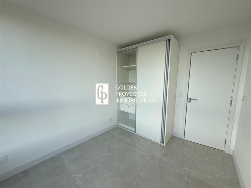 Apartamento en Venta 3 dormitorios 2 baños Punta
