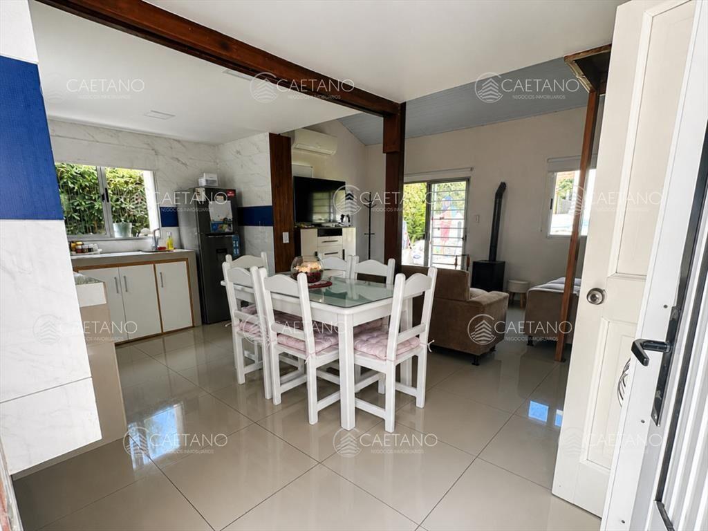 Casa 4 dormitorios alquiler anual Pinares