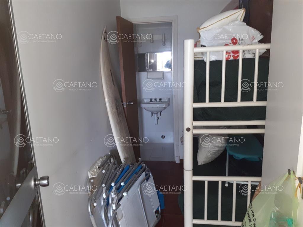 Apartamento de gran dimensiones en torre de