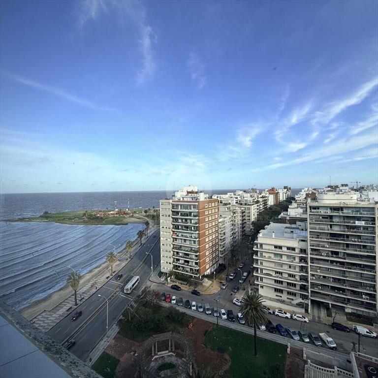 Alquiler Monoambiente en Pocitos con vista al mar frente a